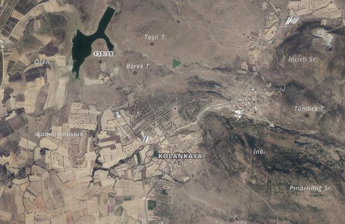 UŞAK EŞME KOLANKAYA KÖYÜNDE 1.654 M² TARLA - UŞAK EŞME fotoğraf 3